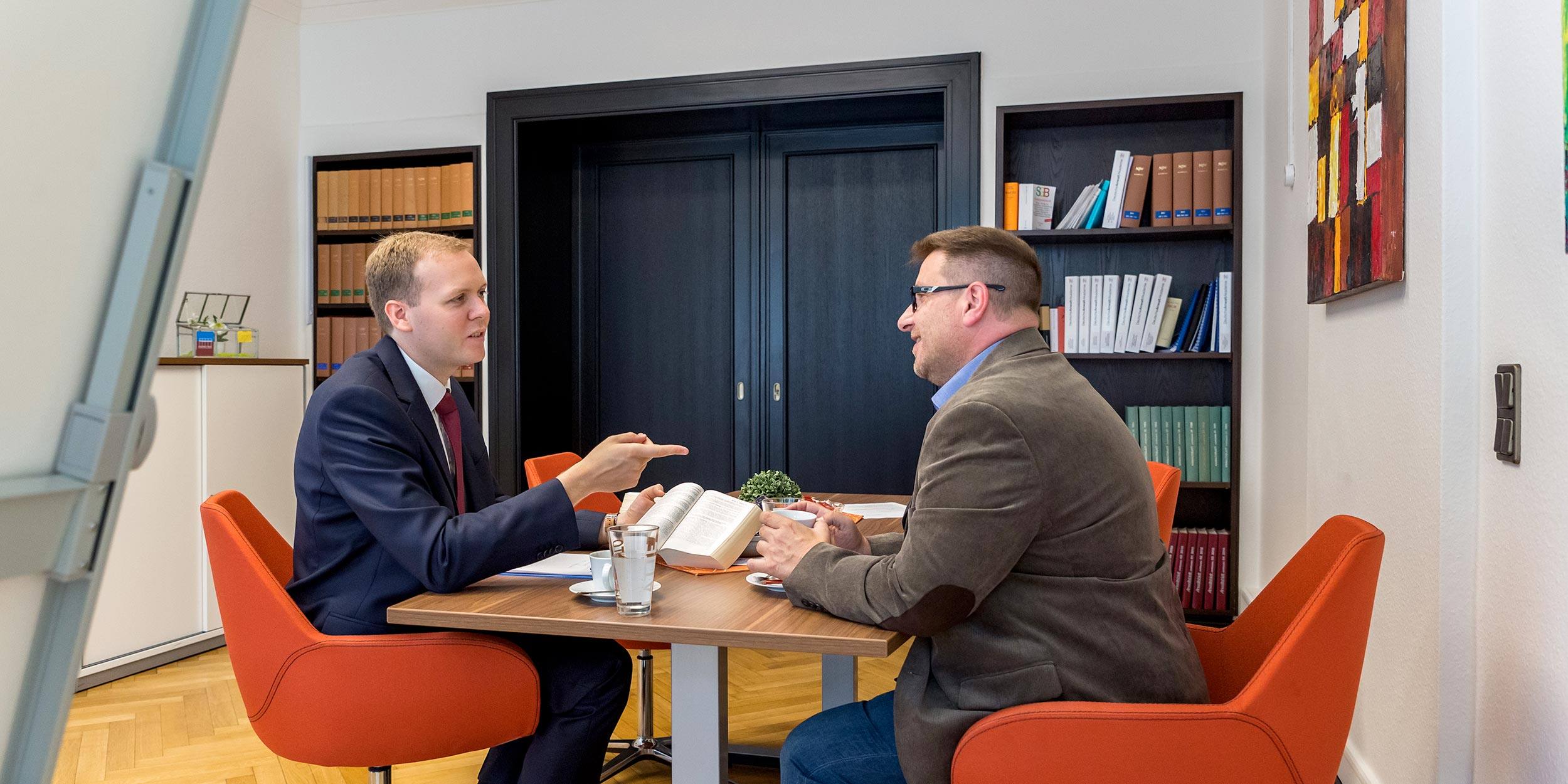 Beratung bei Rechtsanwalt Hahn